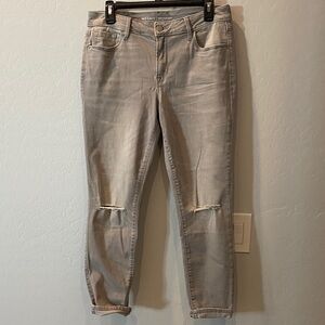 Old Navy Women's Light Gray Cropped Jeans